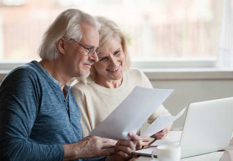 couple reads exam results