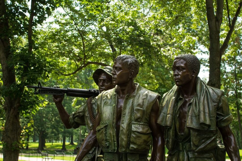 COMBAT VETERAN VIETNAM VETERANS MEMORIAL