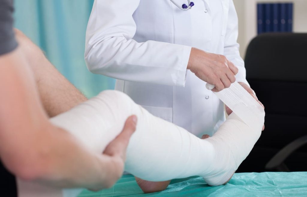 temporary 100 VA disability for knee replacement